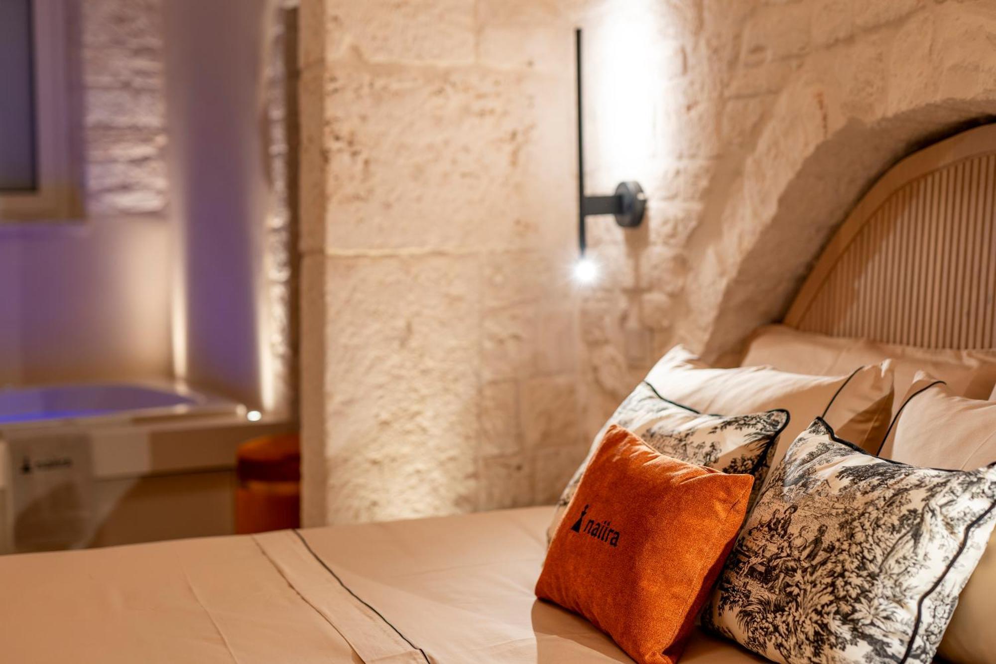 Ferienwohnung Naiira Luxury Trullo - Jacuzzi And Patio Alberobello Exterior foto