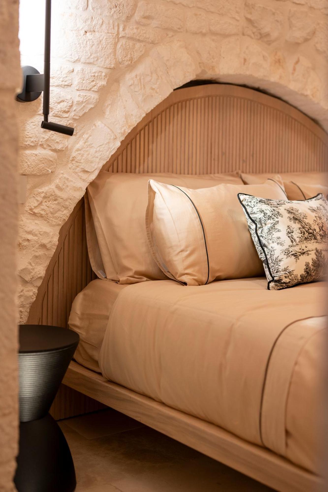 Ferienwohnung Naiira Luxury Trullo - Jacuzzi And Patio Alberobello Exterior foto